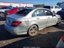 
										2013 Mercedes-benz C 300 full									
