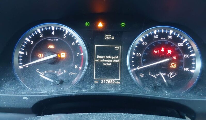 
								2015 Toyota Highlander full									