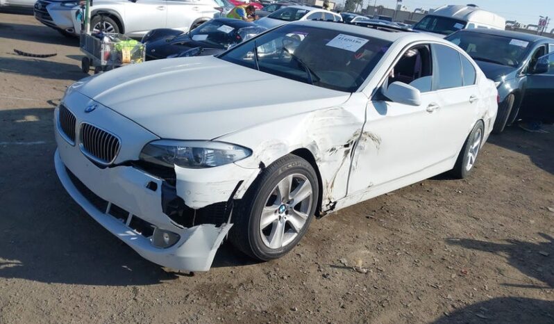 
								2012 BMW 5 series full									
