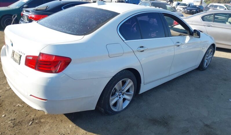 
								2012 BMW 5 series full									