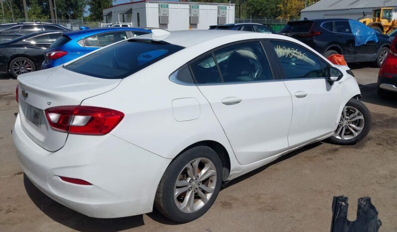 
								2019 Chevrolet Cruze full									
