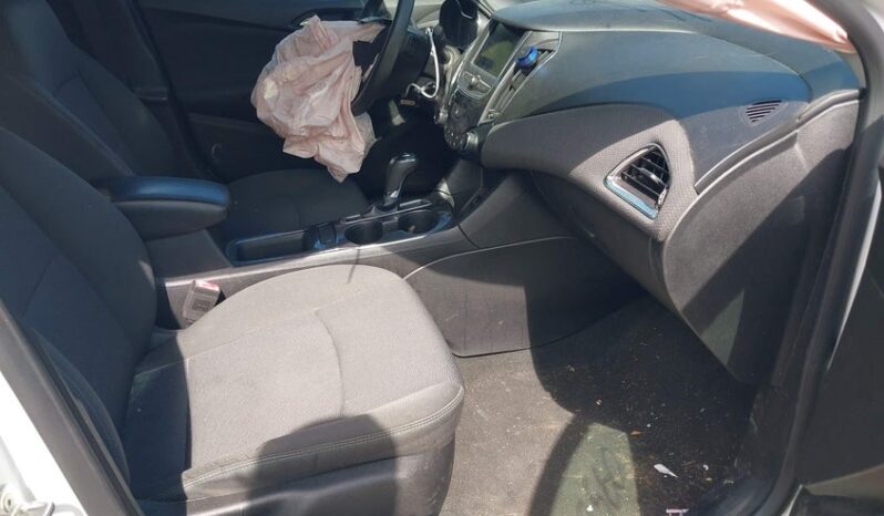 
								2019 Chevrolet Cruze full									