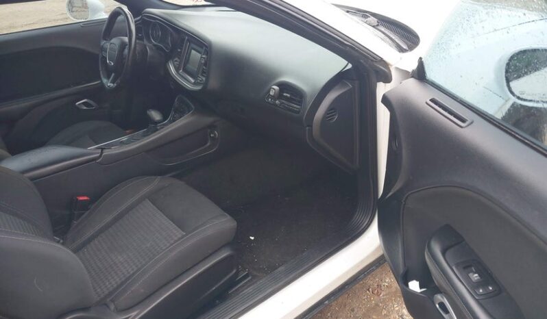 
								2015 Dodge Challenger full									