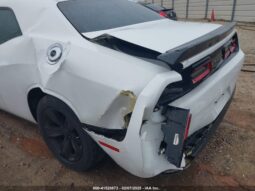 
										2015 Dodge Challenger full									