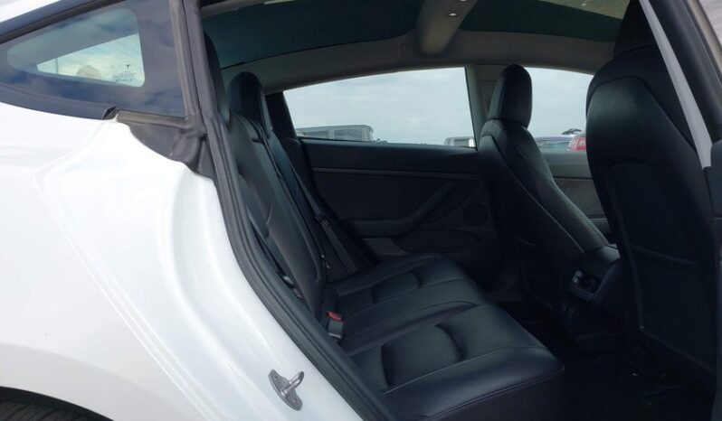 
								2022 Tesla Model 3 full									