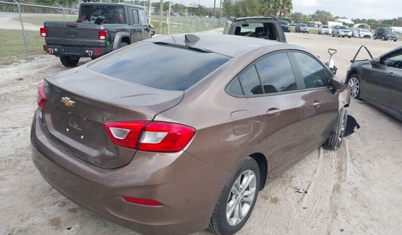 
								2019 Chevrolet Cruze full									