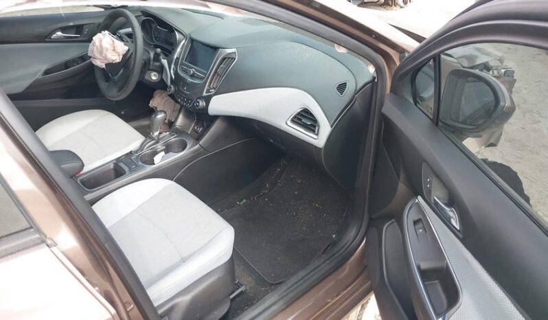 
								2019 Chevrolet Cruze full									