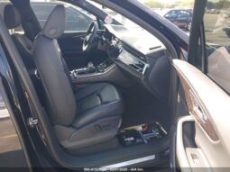 
										2021 Audi Q7 full									