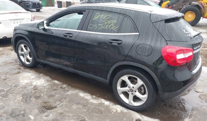 
								2020 Mercedes-benz Gla-class full									