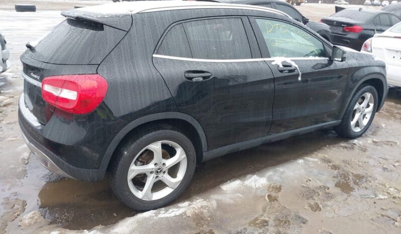 
								2020 Mercedes-benz Gla-class full									