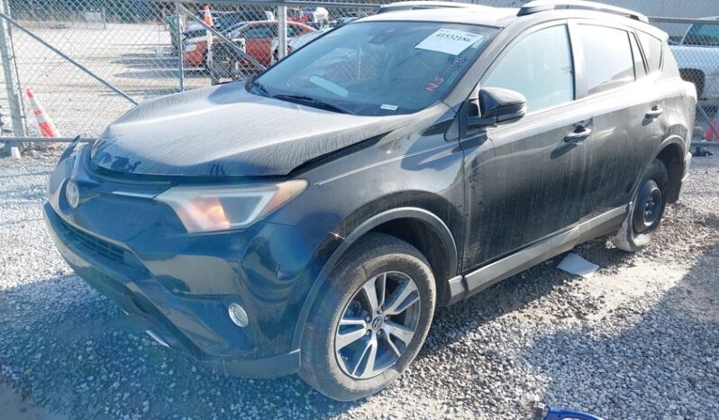 
								2017 Toyota Rav4 full									