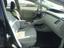 
										2012 Toyota Prius full									