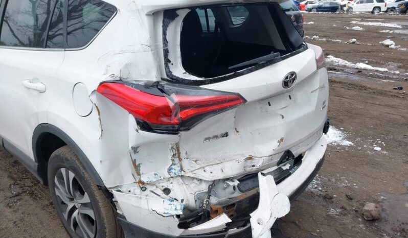 
								2018 Toyota Rav4 full									