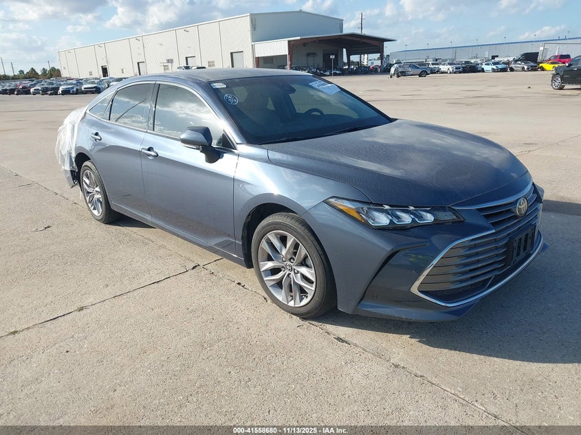 2022 Toyota Avalon