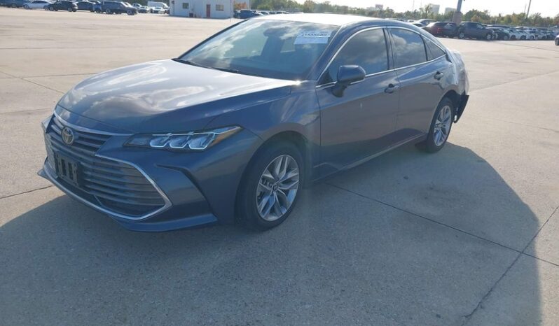 
								2022 Toyota Avalon full									