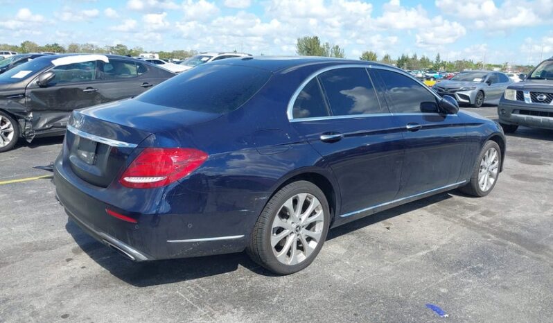 
								2017 Mercedes-benz E 300 full									