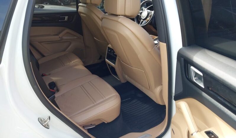
								2019 Porsche Cayenne full									