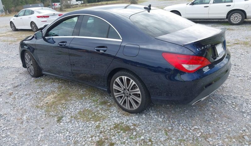 
								2018 Mercedes-benz Cla 250 full									