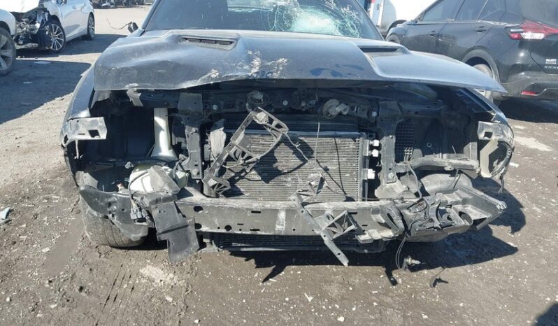 
								2019 Dodge Challenger full									