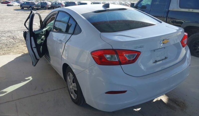 
								2018 Chevrolet Cruze full									