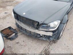 
										2012 Mercedes-benz C 250 full									