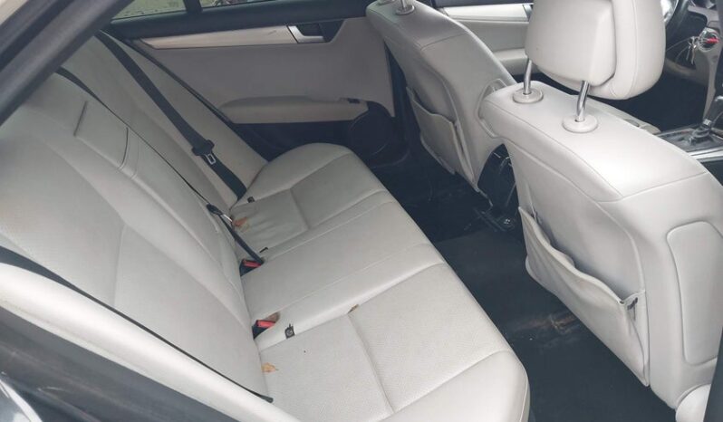 
								2012 Mercedes-benz C 250 full									