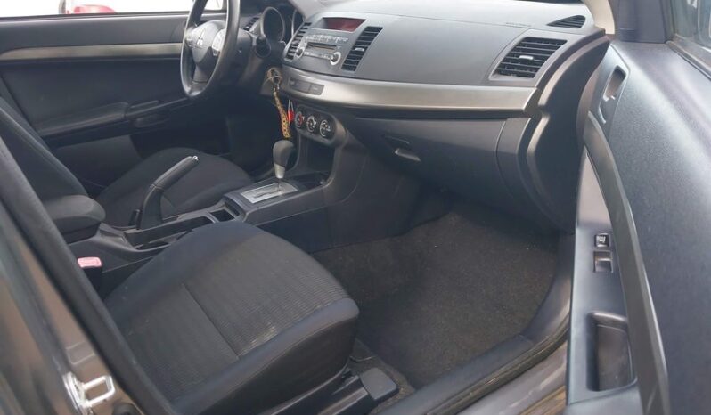 
								2012 Mitsubishi Lancer full									