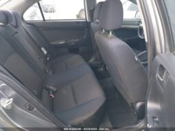 
										2012 Mitsubishi Lancer full									