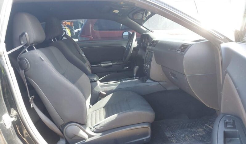 
								2013 Dodge Challenger full									