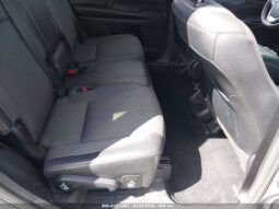 
										2016 Toyota Highlander full									
