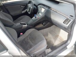 
										2012 Toyota Prius full									