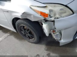 
										2012 Toyota Prius full									