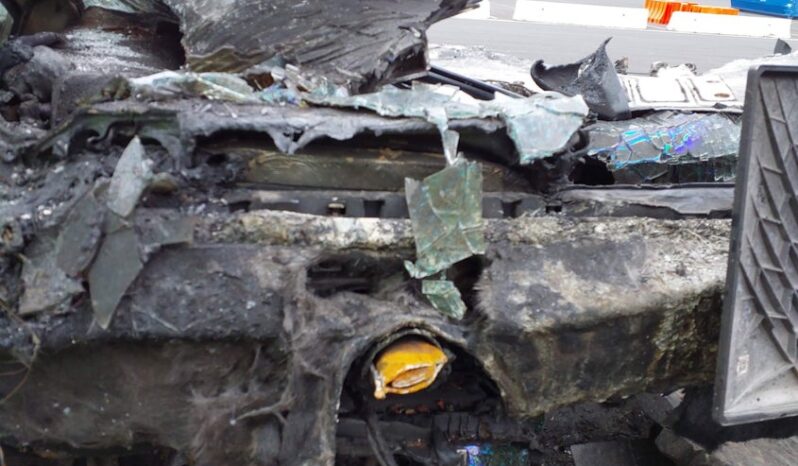 
								2024 Tesla Cybertruck full									