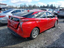 
										2016 Toyota Prius full									