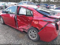 
										2016 Toyota Prius full									