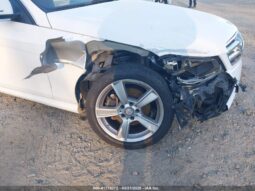 
										2013 Mercedes-benz C 250 full									