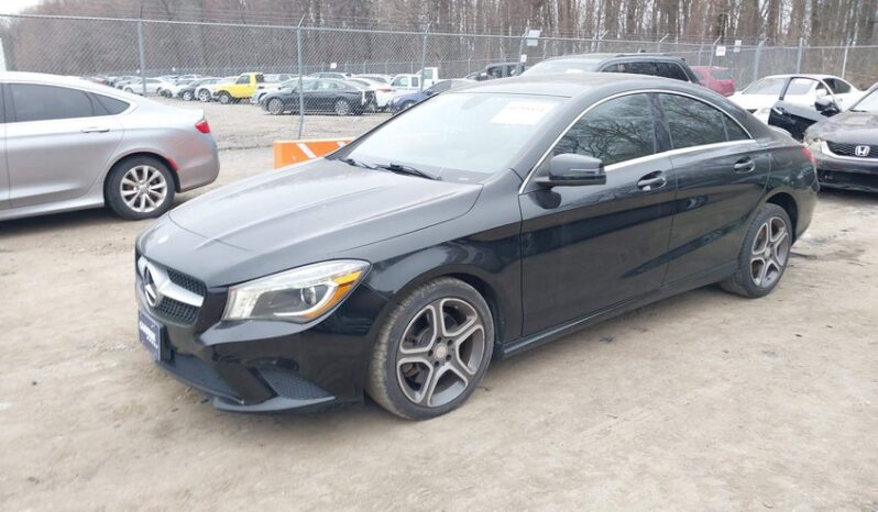 
								2014 Mercedes-benz Cla 250 full									