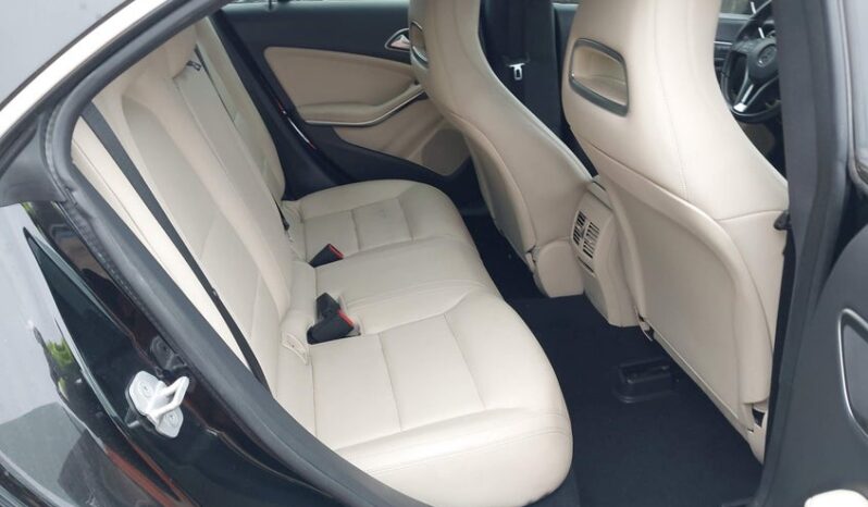
								2014 Mercedes-benz Cla 250 full									