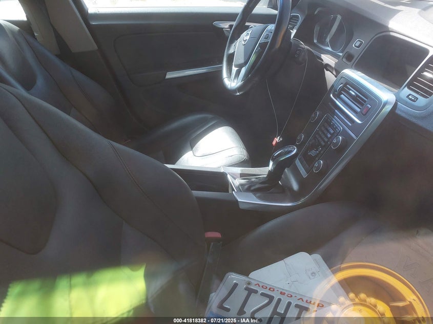 2015 Volvo V60