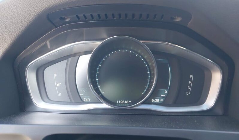 
								2015 Volvo V60 full									