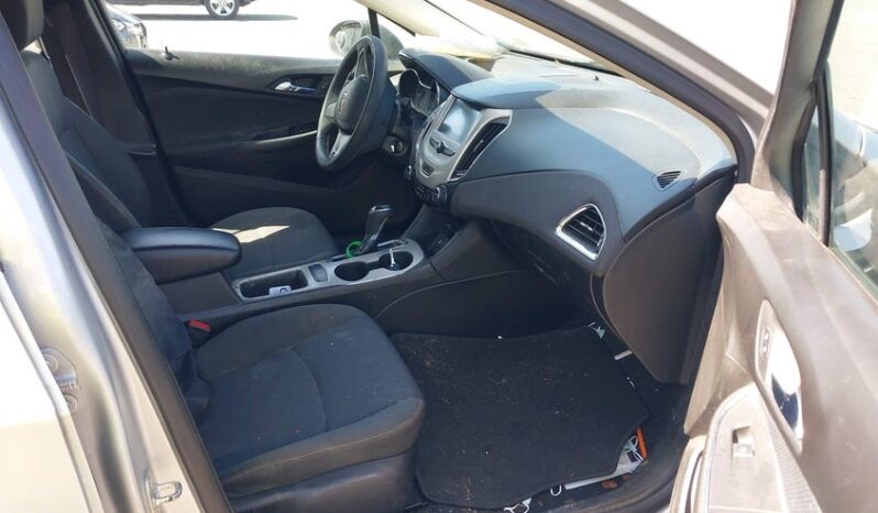
								2018 Chevrolet Cruze full									