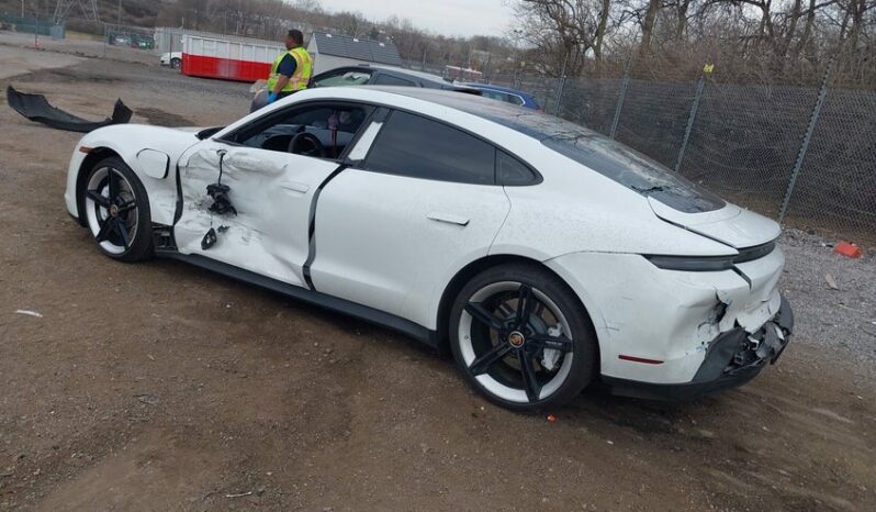 
								2021 Porsche Taycan full									