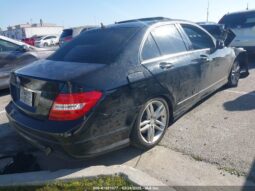 
										2013 Mercedes-benz C 250 full									