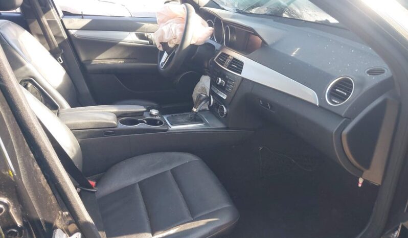 
								2013 Mercedes-benz C 250 full									