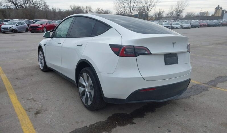 
								2023 Tesla Model y full									