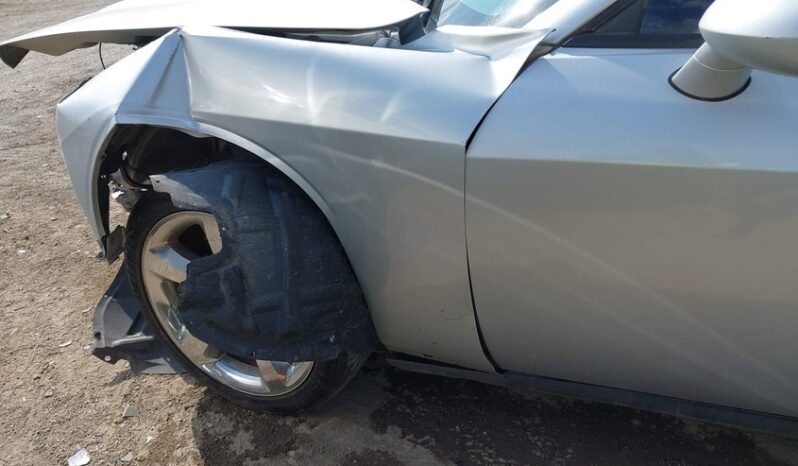 
								2012 Dodge Challenger full									