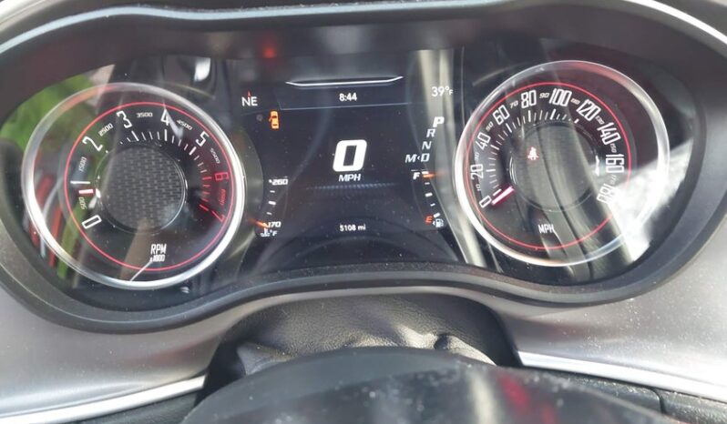 
								2022 Dodge Challenger full									