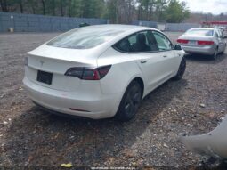 
										2022 Tesla Model 3 full									