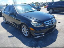 
										2012 Mercedes-benz C 250 full									