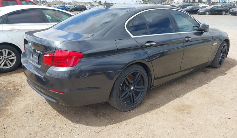 
								2013 BMW 5 series full									
